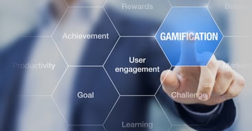 ¿Qué es la gamificación y cómo mejora la experiencia del cliente bancario?