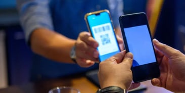 ¿Cómo lanzar y escalar billeteras digitales seguras en Latam?: guía tecnológica para líderes financieros